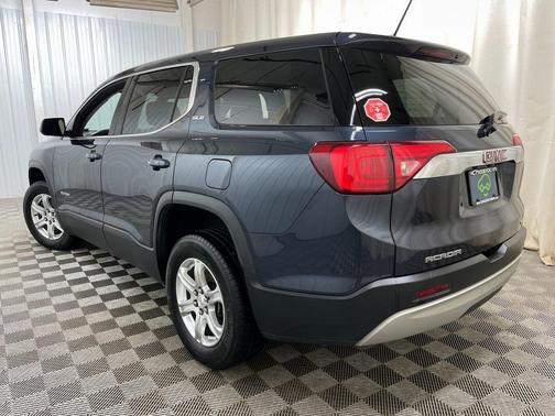 2019 GMC Acadia SLE-1
