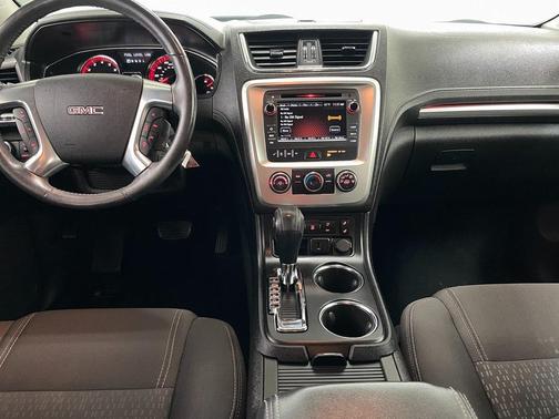 2016 GMC Acadia SLE-2