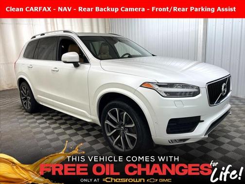 2018 Volvo XC90 T6 Momentum