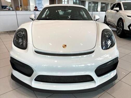 2016 Porsche Cayman GT4