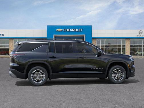 Mosaic Black Metallic 2026 Chevrolet Traverse LT