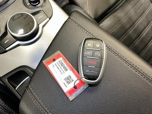 Stromboli Gray Metallic 2018 Alfa Romeo Stelvio Ti Sport