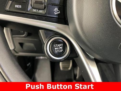 2018 Alfa Romeo Stelvio Ti Sport