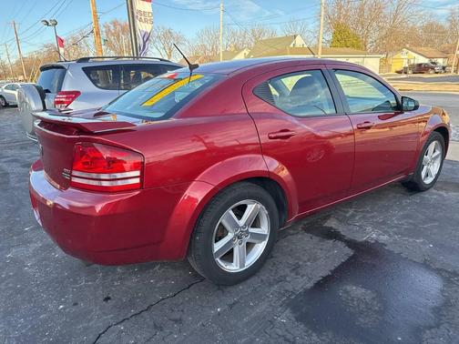 2008 Dodge Avenger SXT 4dr Sedan