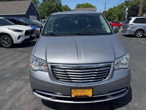 Billet Silver Metallic Clearcoat 2014 Chrysler Town & Country Touring