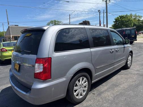 Billet Silver Metallic Clearcoat 2014 Chrysler Town & Country Touring