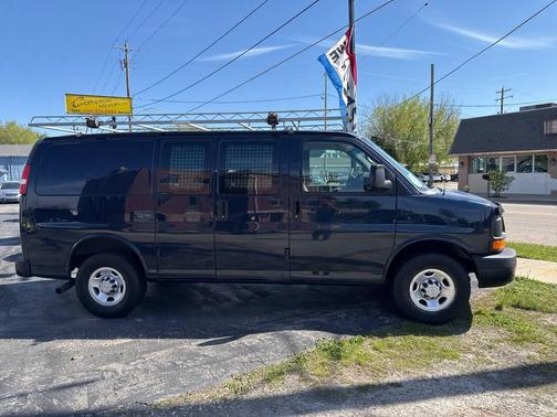 Dark Blue Metallic 2015 Chevrolet Express 2500 Work Van