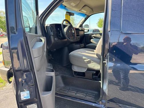 Dark Blue Metallic 2015 Chevrolet Express 2500 Work Van