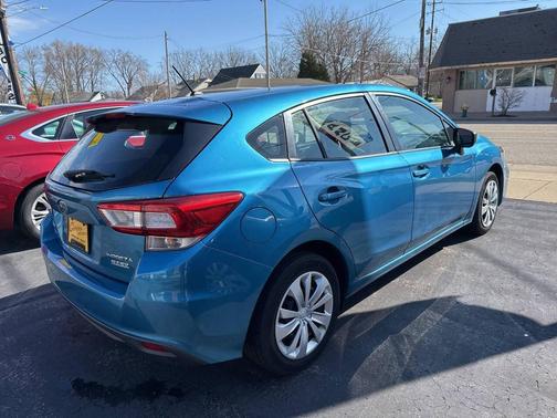 2017 Subaru Impreza 2.0i