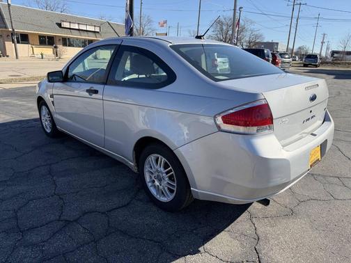 2008 Ford Focus SES