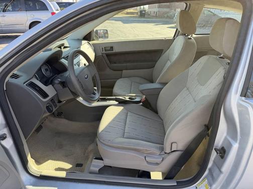 2008 Ford Focus SES