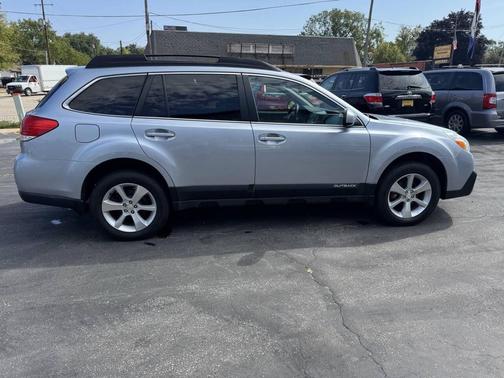 2013 Subaru Outback 2.5i Limited