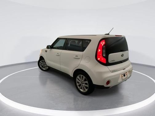Clear White 2018 Kia Soul +