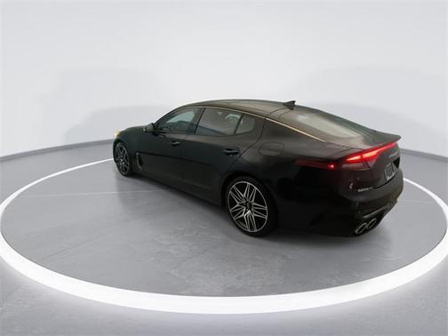 2023 Kia Stinger GT2