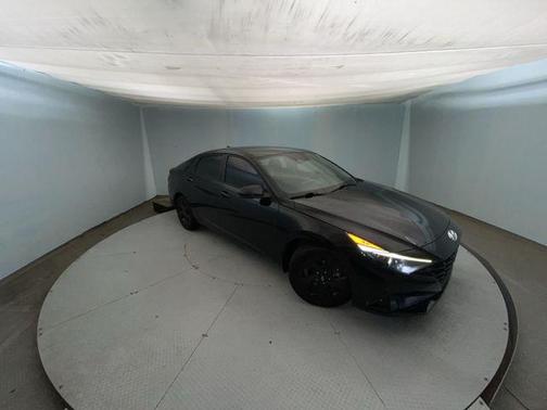 Phantom Black 2023 Hyundai ELANTRA SEL