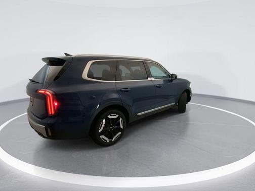 Midnight Lake Blue 2024 Kia Telluride EX