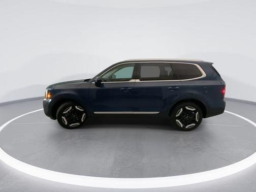 Midnight Lake Blue 2024 Kia Telluride EX