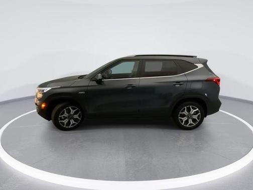 Gravity Gray 2023 Kia Seltos EX