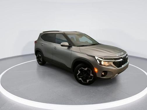 Steel Gray 2024 Kia Seltos EX