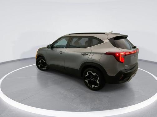 Steel Gray 2024 Kia Seltos EX