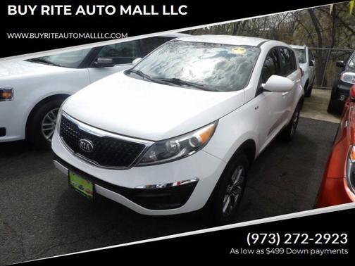 Clear White 2016 Kia Sportage LX