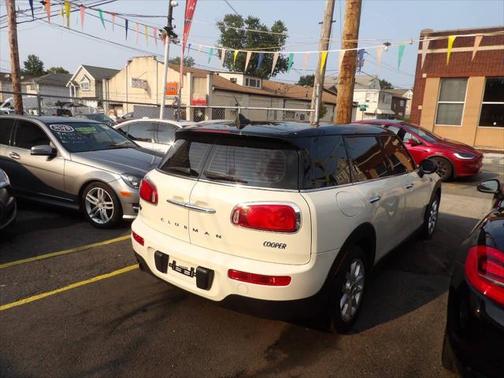 Pepper White 2016 MINI Clubman Cooper