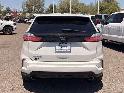 Star White Metallic Tri-Coat 2020 Ford Edge ST