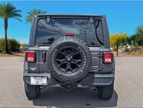 Granite Crystal Metallic Clearcoat 2021 Jeep Wrangler Willys