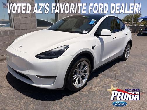 Pearl White Multi-Coat 2024 Tesla Model Y Long Range Dual Motor All-Wheel Drive