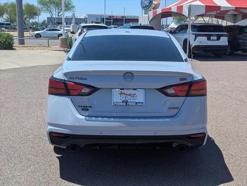 2023 Nissan Altima SR VC-Turbo FWD