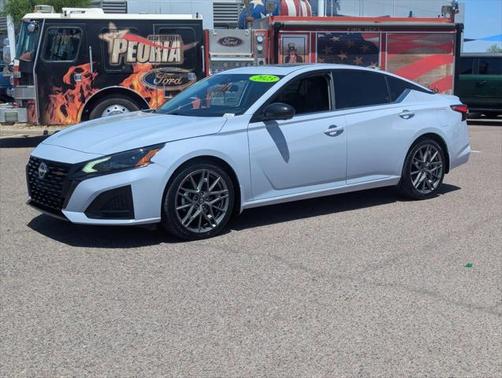2023 Nissan Altima SR VC-Turbo FWD