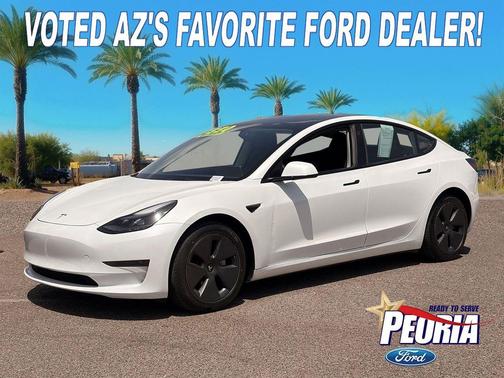 Pearl White Multi-Coat 2023 Tesla Model 3 Standard Range