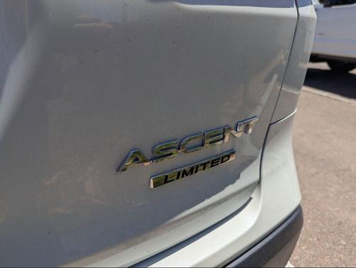 Crystal White Pearl 2023 Subaru Ascent Limited 7-Passenger