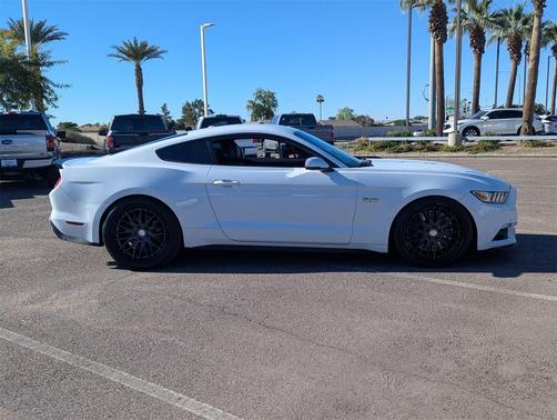 2017 Ford Mustang GT Premium