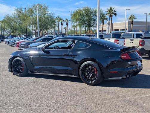 2017 Ford Shelby GT350 Base