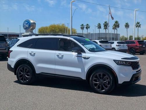 2023 Kia Sorento EX