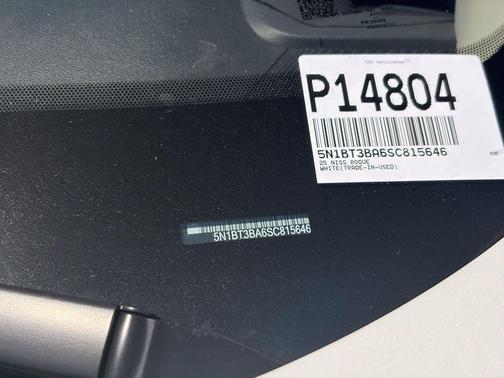 White Pearl 2025 Nissan Rogue SV