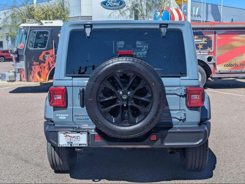 2025 Jeep Wrangler 4xe Sahara