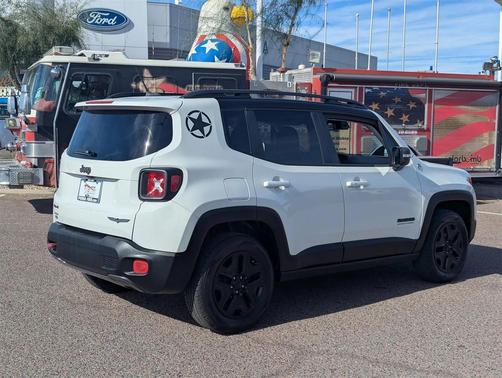 2017 Jeep Renegade Trailhawk