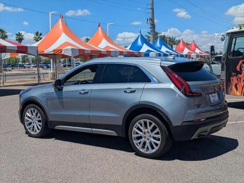 2023 Cadillac XT4 Premium Luxury