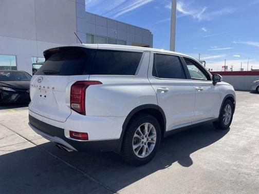 2022 Hyundai PALISADE SE