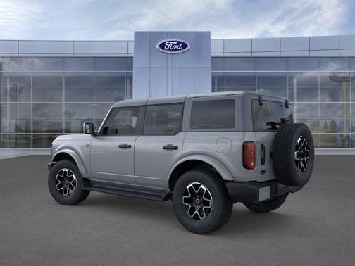 Avalanche Gray 2026 Ford Bronco Outer Banks