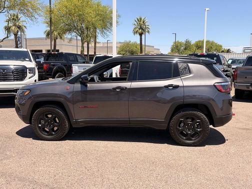 Gray 2024 Jeep Compass Trailhawk