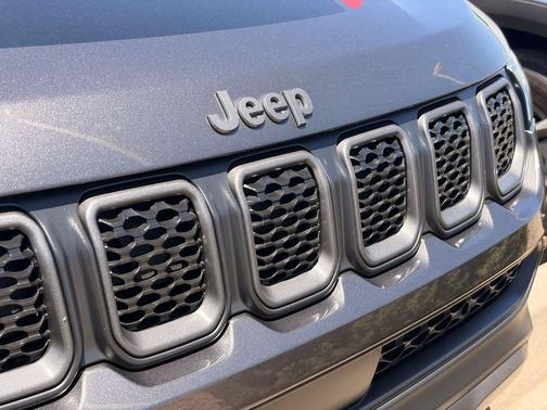 Gray 2024 Jeep Compass Trailhawk