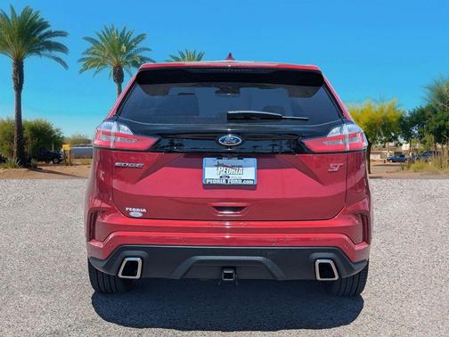 Rapid Red Metallic Tinted Clearcoat 2020 Ford Edge ST