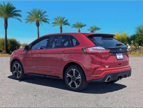 Rapid Red Metallic Tinted Clearcoat 2020 Ford Edge ST