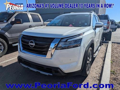 2024 Nissan Pathfinder Platinum FWD
