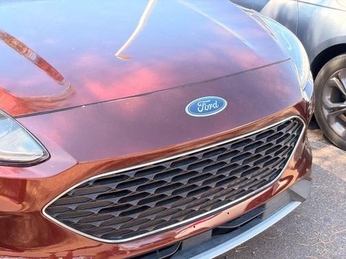 Bronze 2021 Ford Escape SEL