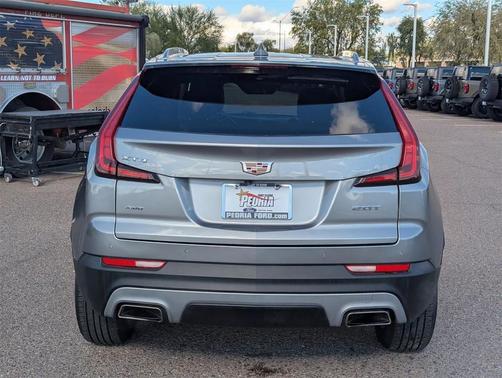 2023 Cadillac XT4 Premium Luxury