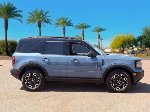 Azure Gray Metallic Tri-Coat 2025 Ford Bronco Sport Outer Banks